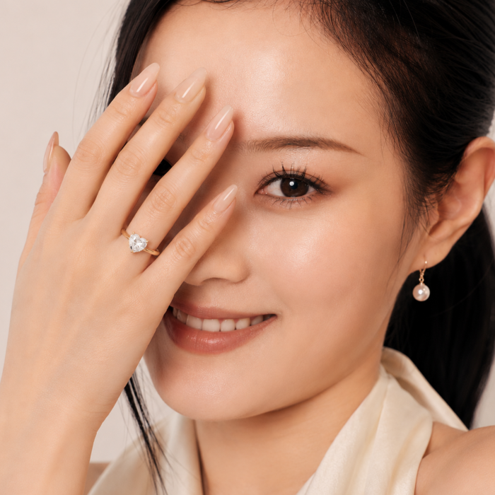 The Aurora - Round Diamond Engagement Ring